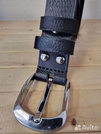 Мужской кожаный ремень