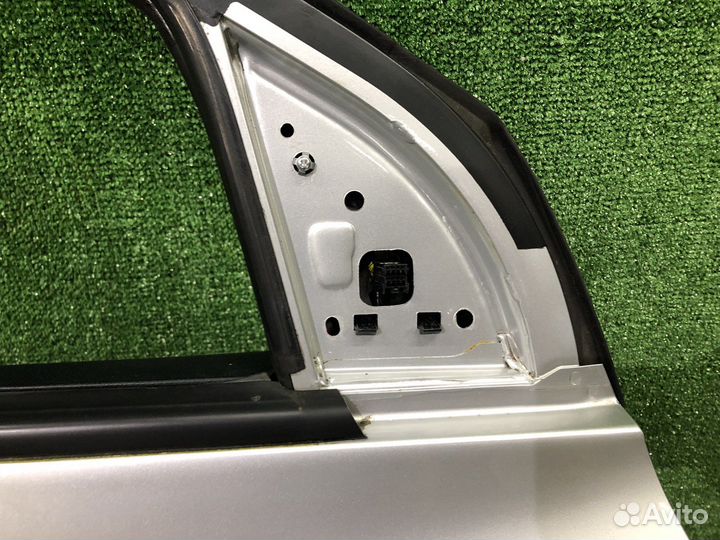 Дверь передняя правая Hyundai ix35