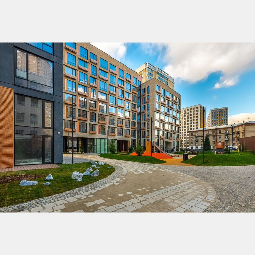 4-к. квартира, 132,7 м², 8/8 эт.