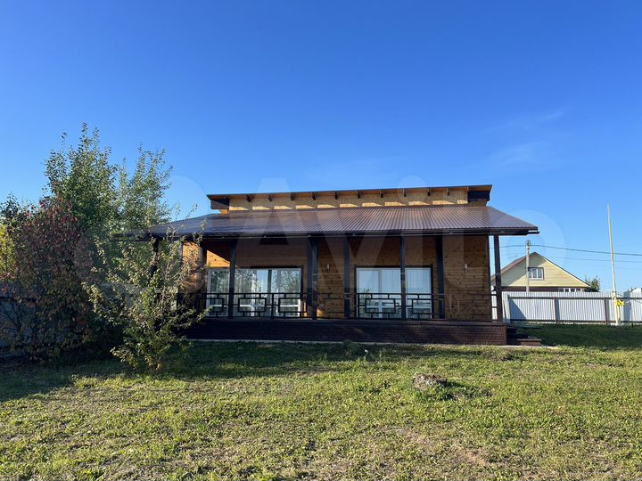 Дом 250 м² на участке 15 сот.