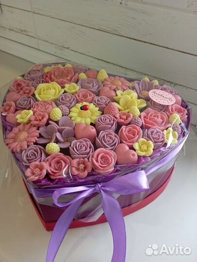 Букеты из шоколадных цветов