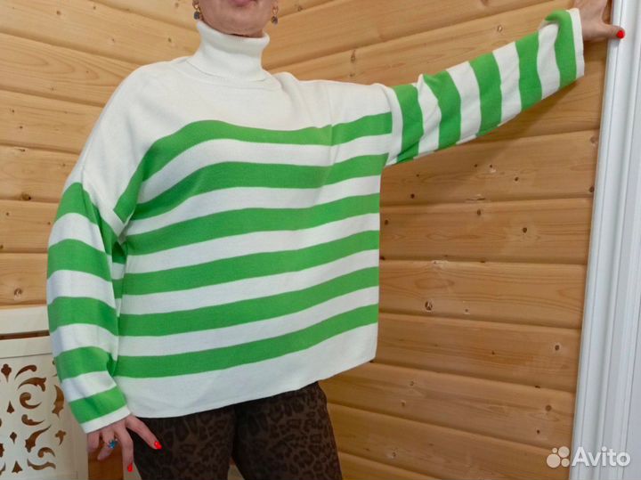 Свитер женский оверсайз