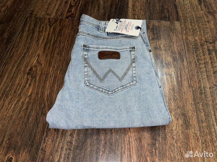 Джинсы wrangler голубые летние