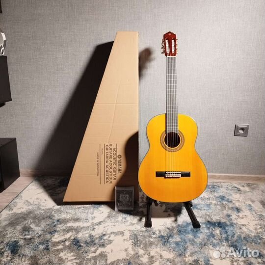 Гитара yamaha c40 + комплект 3 в 1