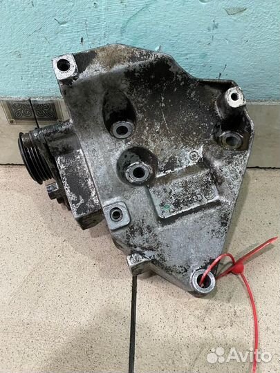 Кронштейн кондиционера audi А6 С5