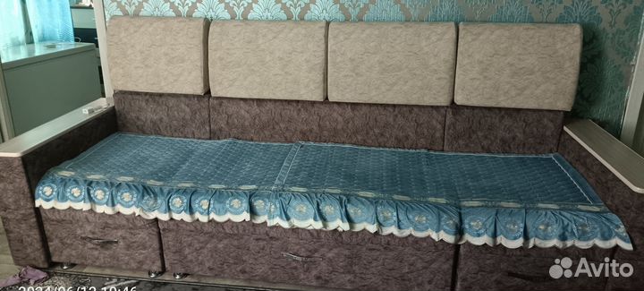 Диван прямой раскладной бу
