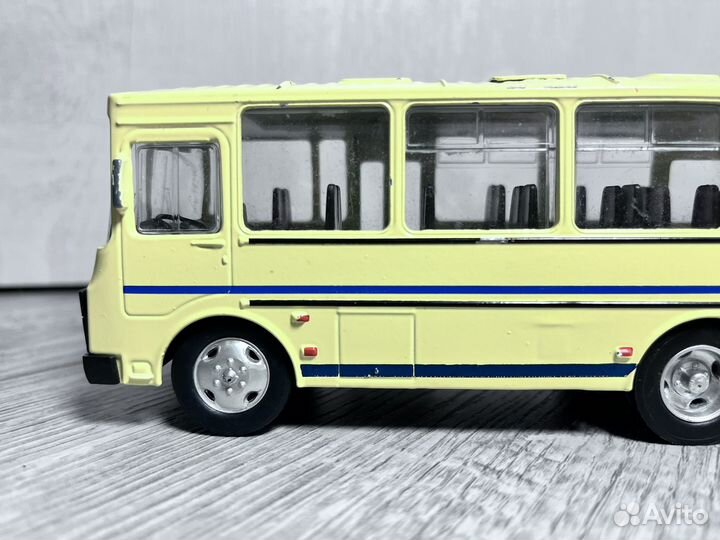 Автобус рублей 500 руб.100