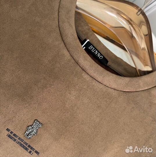 Костюм женский Bunno стильный (2025)