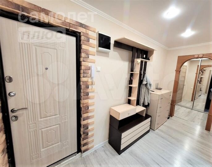 3-к. квартира, 59,8 м², 1/9 эт.