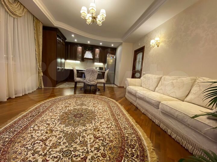 3-к. квартира, 85 м², 2/3 эт.