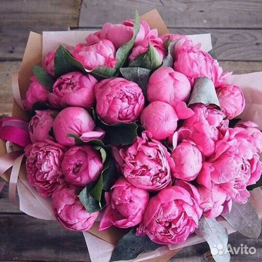 Купить букет роз, розы и пионы с доставкой