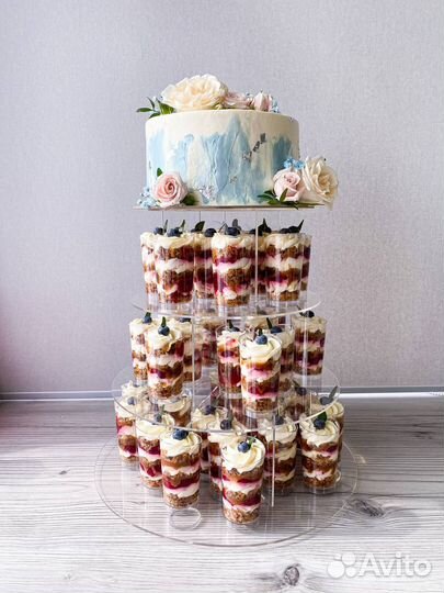 Ярусный свадебный торт