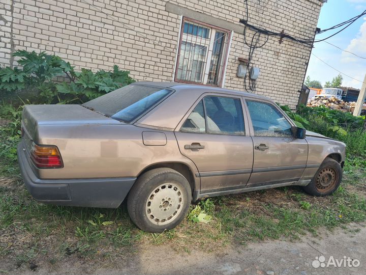 Mercedes w124 салон