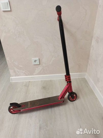 Трюковой самокат Comrade