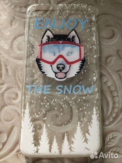 Чехлы на iPhone 8