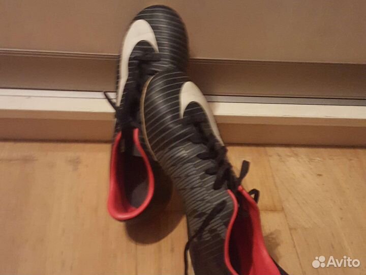 Футбольные бутсы nike mercurial