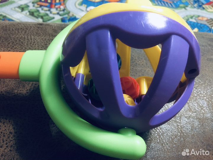 Каталка с ручкой «Шарик»