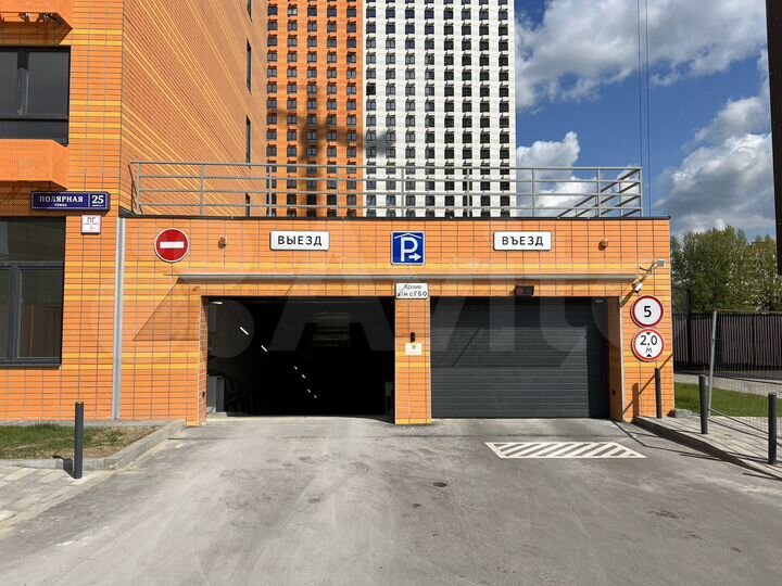 Машиноместо, 10 м²