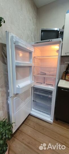 Холодильник indesit б/у в хорошем состоянии