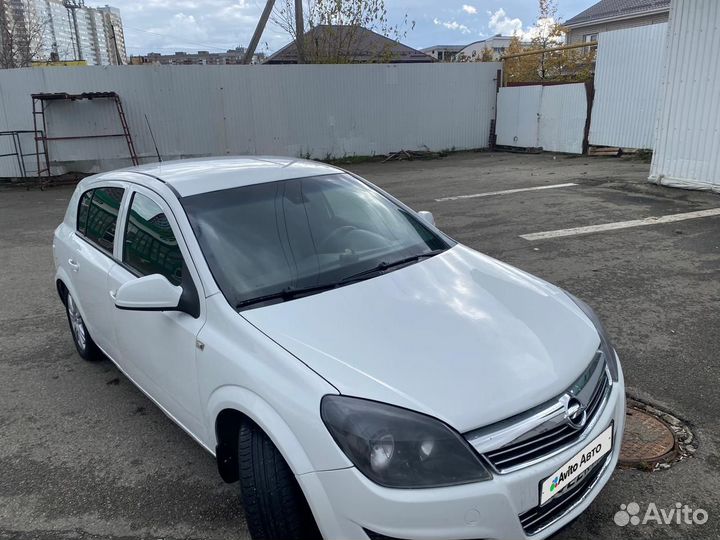 Opel Astra 1.8 AT, 2012, 115 000 км