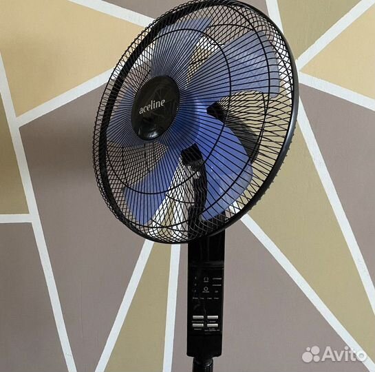 Вентилятор напольный SFJ-1650RC