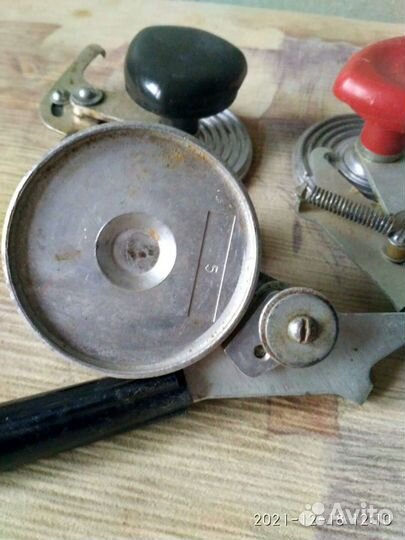 Машинка для закатки банок СССР
