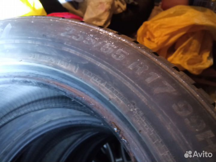 Kumho WinterCraft Ice WI31 235/55 R17