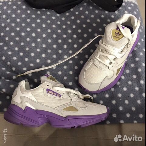 Adidas falcon elizabeth line