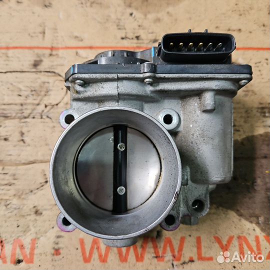 Дроссельная заслонка Subaru Legacy br9