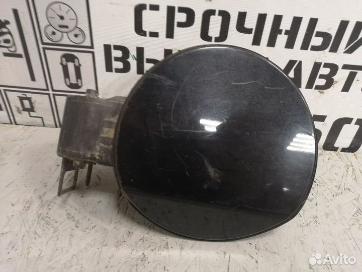 Лючок бензобака для Chevrolet Cruze