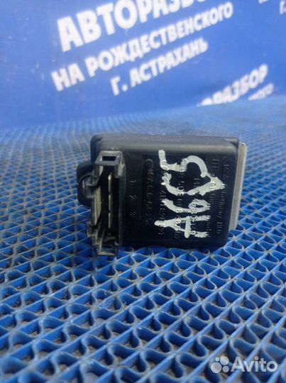 Резистор печки Audi A6C5 седан 2000