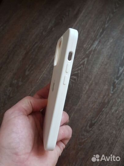 Чехол на iPhone 13 pro