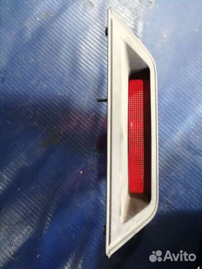 Стоп сигнал Nissan Tiida
