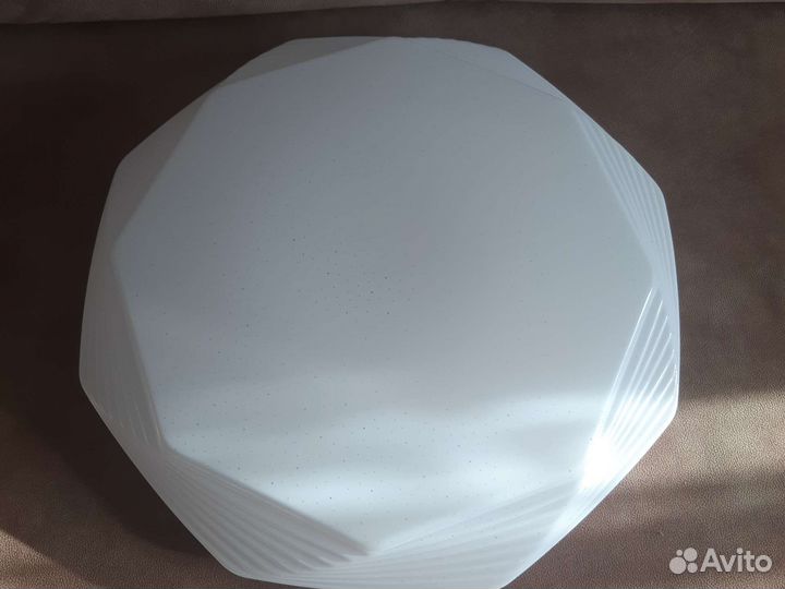 Светильник потолочный