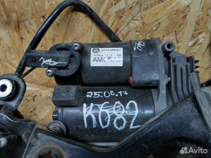 Ресивер пневмоподвески Bmw X5 E70 универсал 4.8