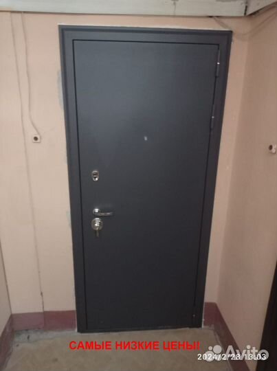 Качественная дверь входная с зеркалом с бесплатной