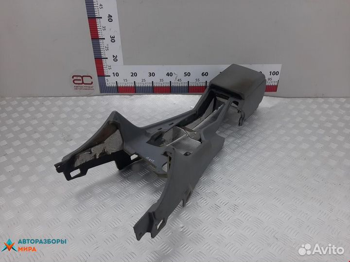 Подлокотник BMW 5 E39 1998 51167140657