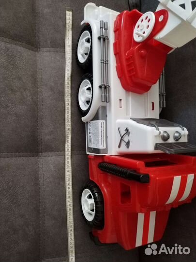 Машина пожарная новая