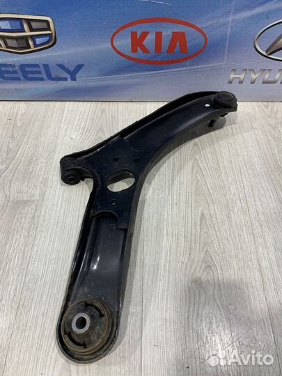 Рычаг подвески Kia RIO 3 Лев
