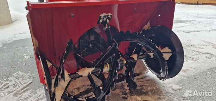 Снегоуборщик бензиновый Honda HSM 1380i гибридный