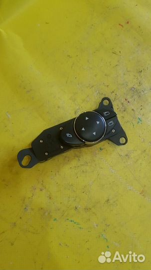 Блок управления зеркалами Mercedes-Benz E-Class