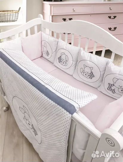Бортики в кроватку с комплектом белья
