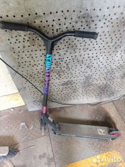 Трюковой самокат