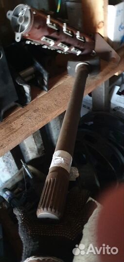 Камаз) Вал ведущий внутренний левый 340-005-2127