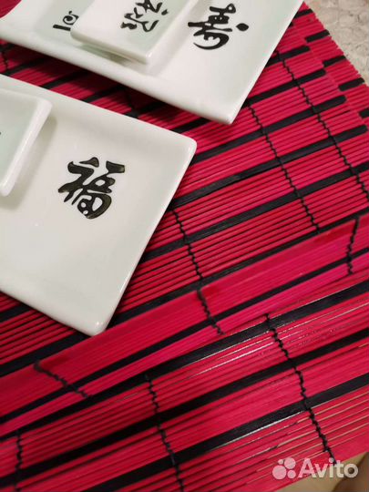 Тарелки для суши и роллов