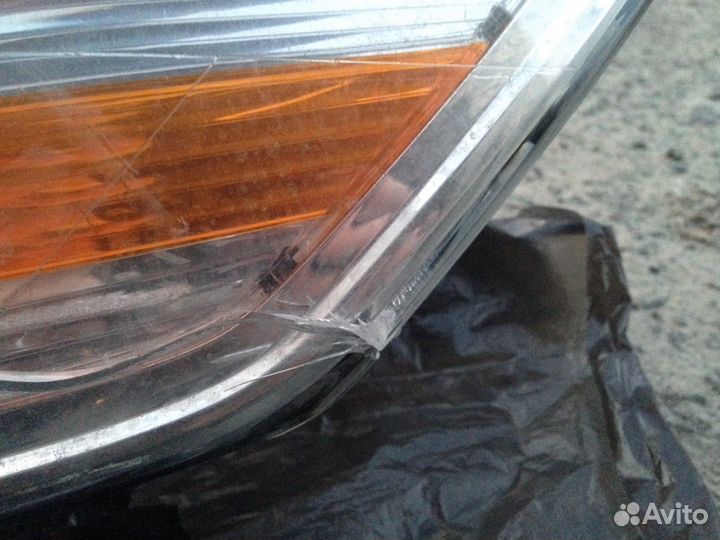 Фара Ford Mondeo 2010