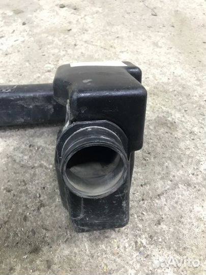 Резонатор воздушного фильтра Kia Rio 1 седан 1.5