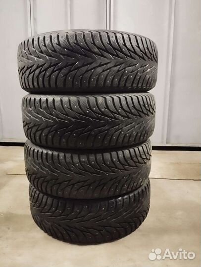 Yokohama Ice Guard Stud IG55 235/55 R19