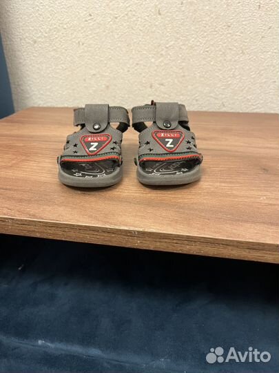 Сандалии детские для мальчиков 19