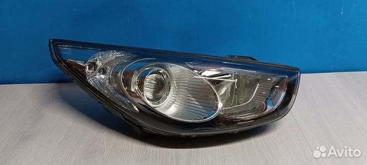 Фара правая Hyundai Ix35 2010-2014